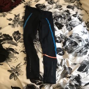 Brand new Lilybod Navy leggings